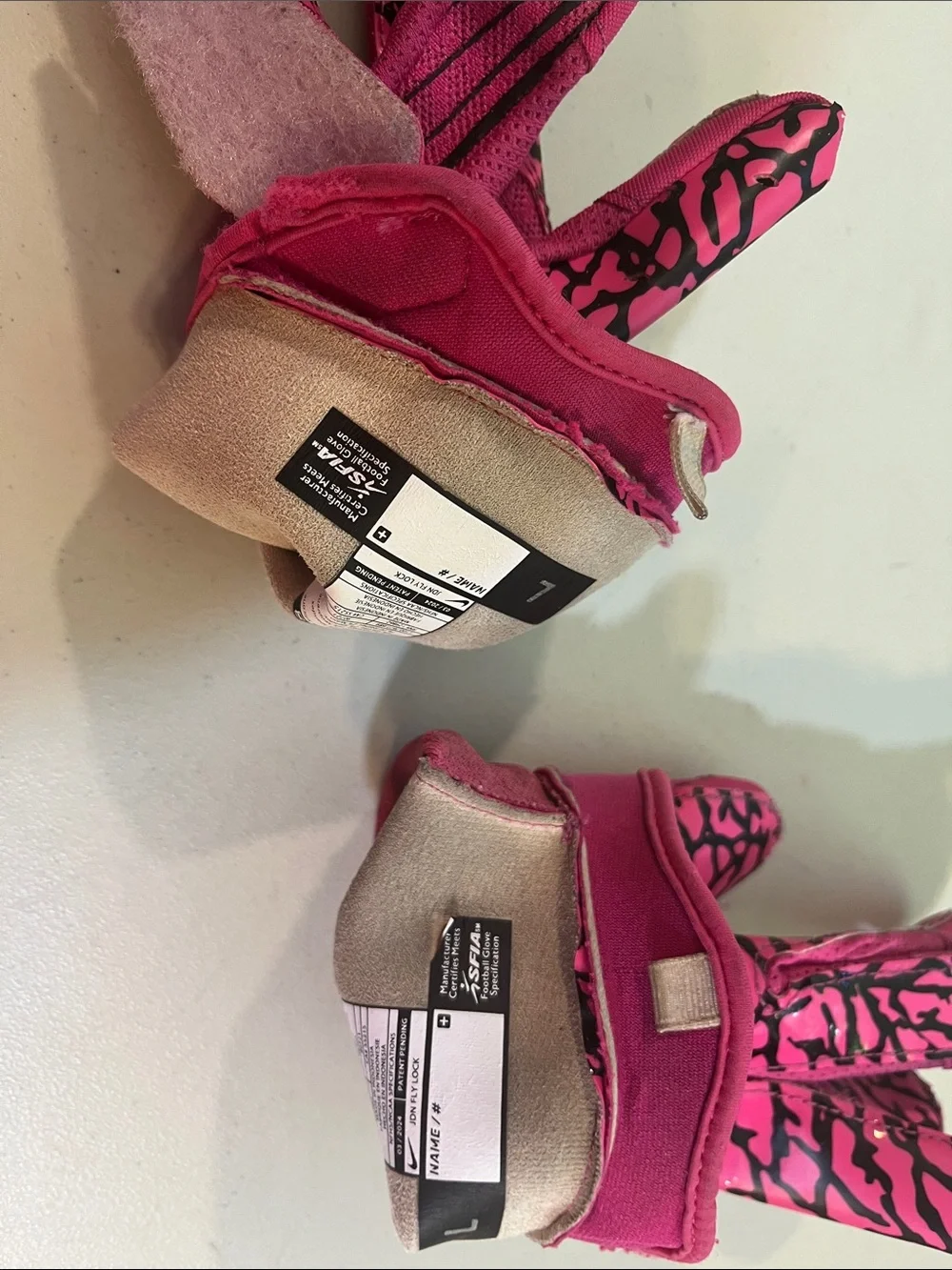 Jordan Women's Hot Pink & Black Athletic Gloves